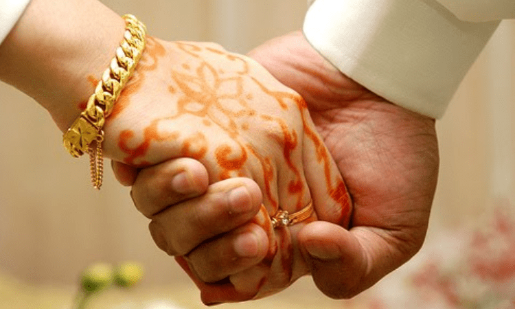 ‘K’taka to act tough on marriages involving religious conversion’