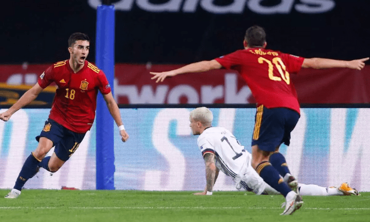Spain thrash Germany to enter Nations League semis