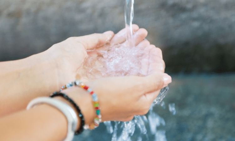 TRS promises free drinking water in Hyderabad