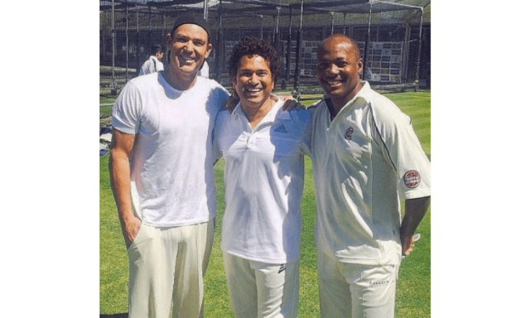 Tendulkar, Lara easily best two batsmen I’ve played with or against: Warne