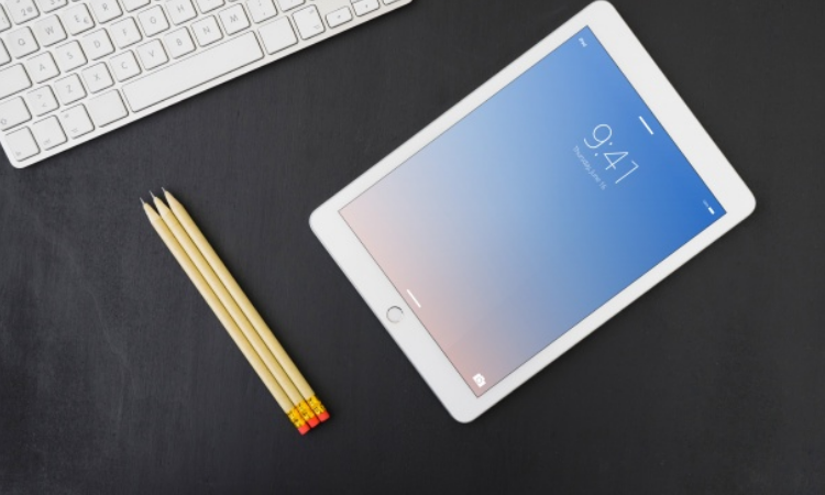12.9-inch iPad Pro with min-LED display may launch in Q1 2021