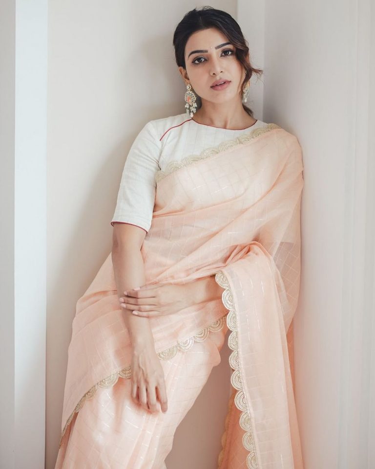 Samantha is going to join Sethupathi film