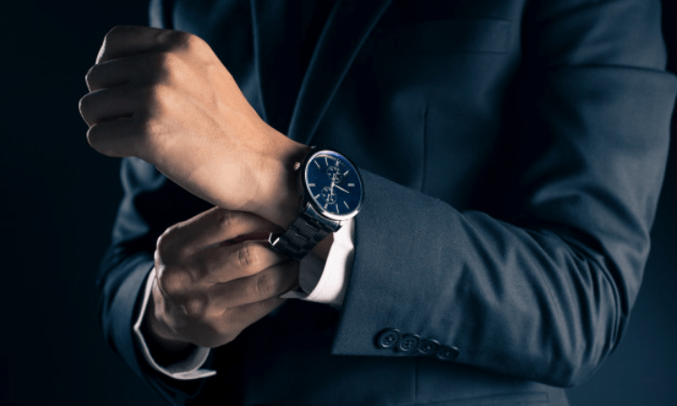 AirPods, Watches help Apple lead global wearable market in Q3