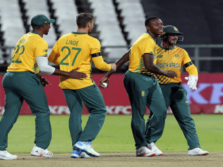 Domestic cricket in SA halted following ‘second wave’ of Covid-19