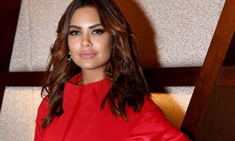 Esha Gupta’s steamy goodbye to 2020