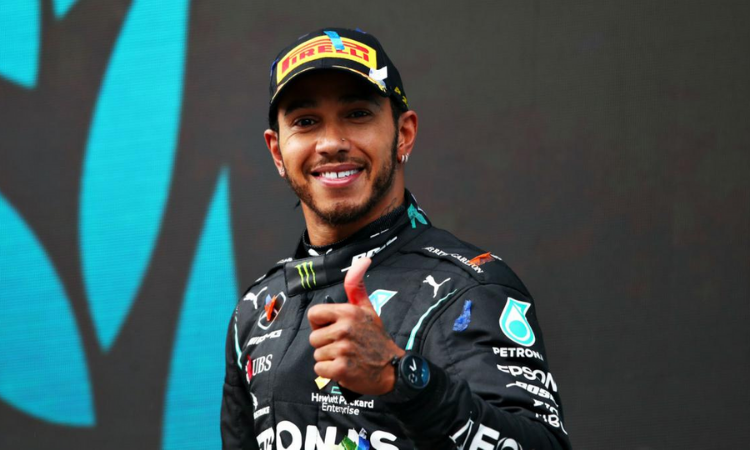 Hamilton awarded knighthood in new year honours list