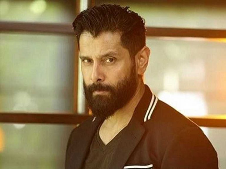 Bomb threat to Chiyaan Vikram