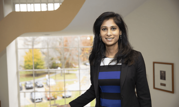 Big B calls IMF Chief Economst Gita Gopinath a ‘beautiful face’, she responds