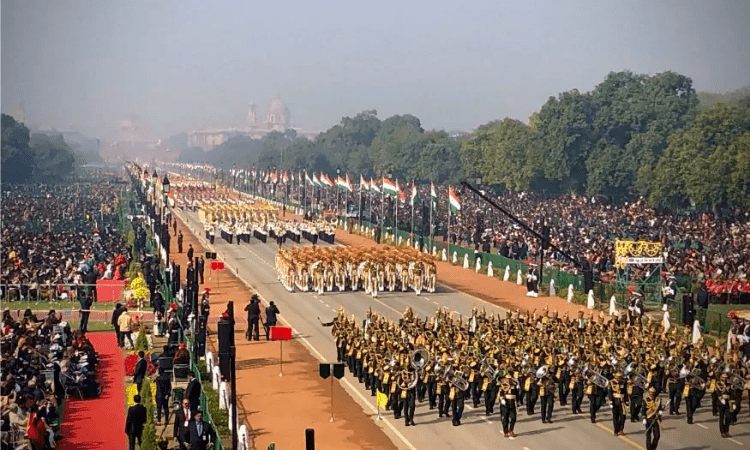 Maha celebrates R-Day with patriotic fervour amid Covid protocols
