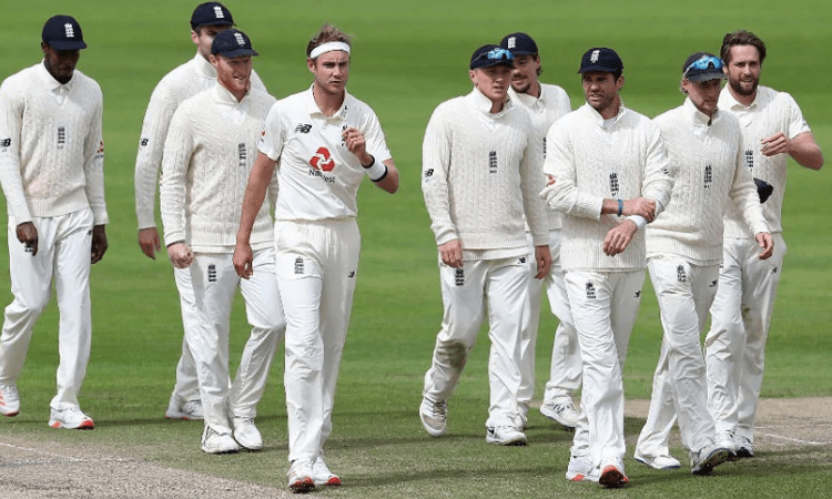 After third umpire’s goof-up, ‘review’ restored to England
