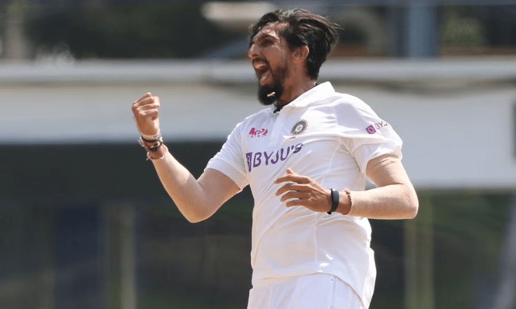 Ishant Sharma 3rd Indian pacer to pick 300 Test wickets