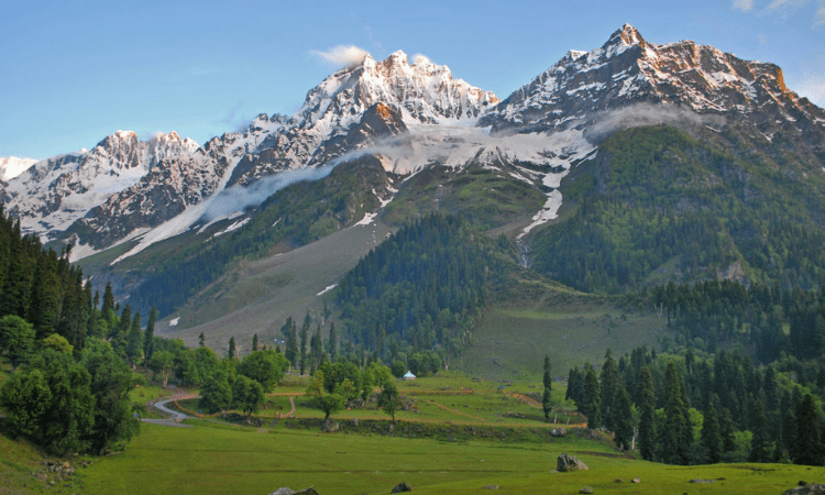 Kashmir turns shooting hotspot for music videos