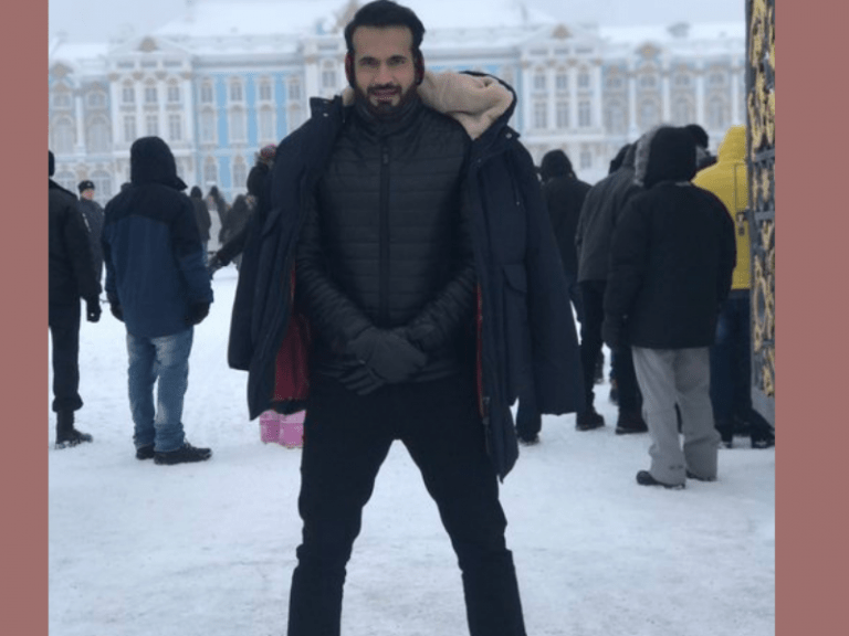 Irfan Pathan resumes Cobra shooting in Moscow with Chiyaan Vikram