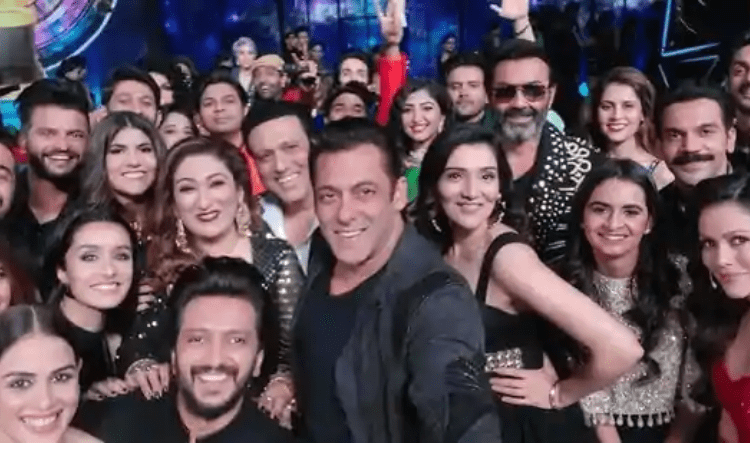 Salman Khan’s ‘mega’ selfie