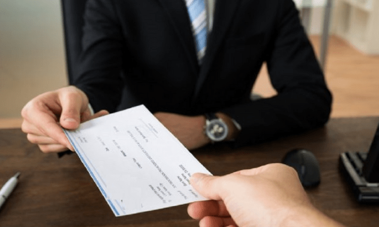 14% ultra-wealthy Indians are salaried employees