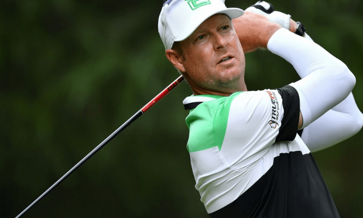 Arnold Palmer golf: Lahiri misses cut, Conners leads