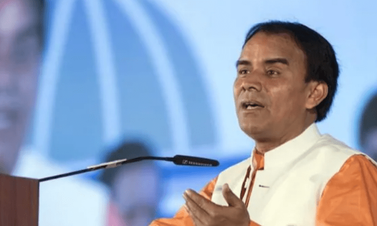 Dhan Singh Rawat seen as shoo-in for next CM of Uttarakhand