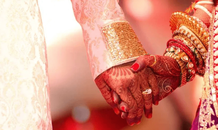 Interfaith couple’s ‘marriage’ put on hold endlessly