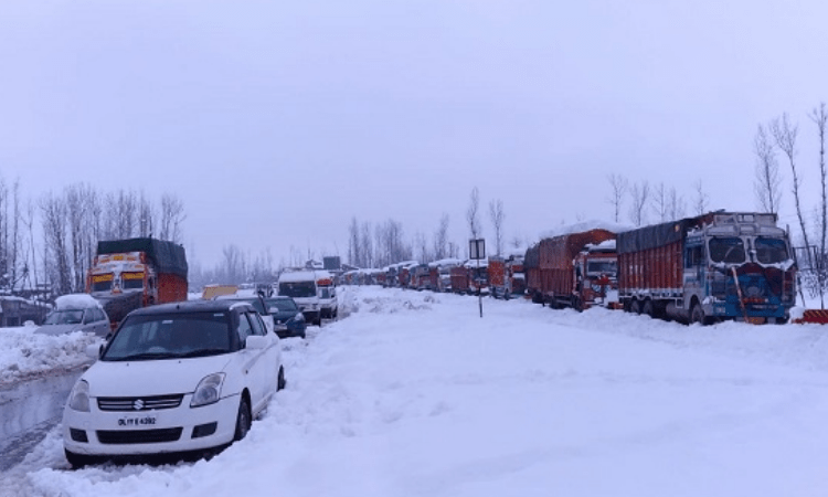 Jammu-Srinagar Highway to remain closed on Saturday