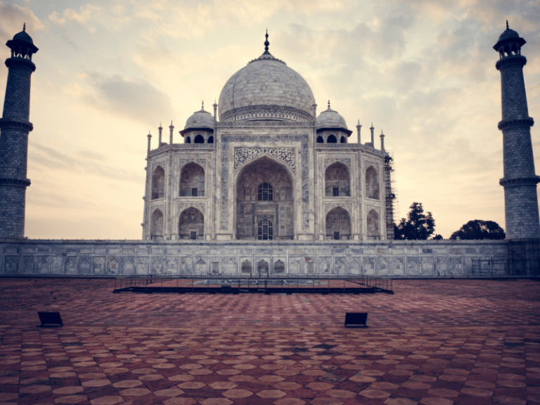 Shut briefly over hoax bomb call, Taj mahal reopens
