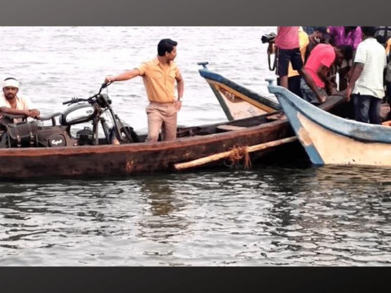 ‘Shyam Singarai’  .. huge crowd to watch the shooting