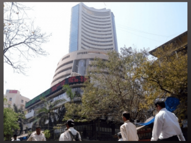 Sensex up over 400 points; metal, banking stocks rise