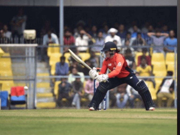 2nd T20I: England beat New zealand  by 6 wickets, win series 2-0