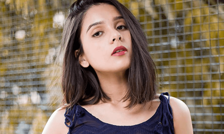 Rashmi Agdekar requests all to look after strays during lockdown