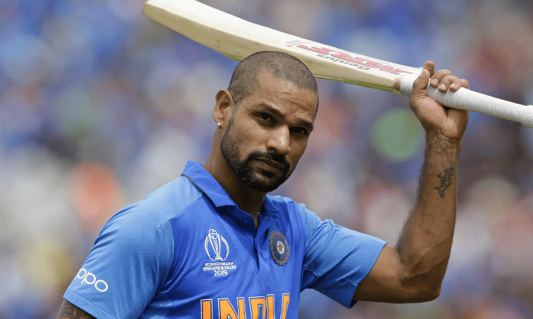 Dhawan joins DC camp, goes into quarantine