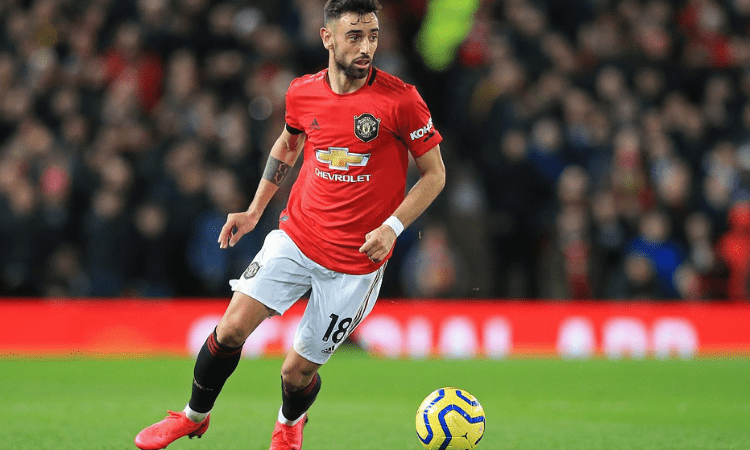 Fernandes, Cavani scores braces as United thrash Roma 6-2