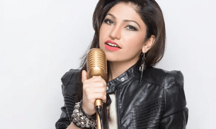 Tulsi Kumar feels blessed to have performed at Vaishno Devi shrine