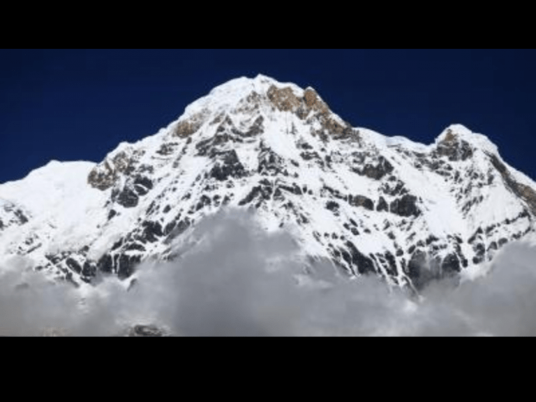6 female climbers reach atop Mt. Annapurna