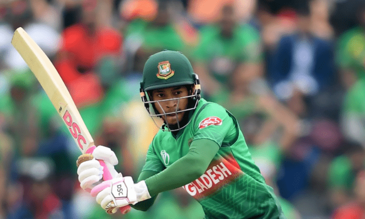 Bangladesh wicketkeeper Rahim asks bowler to obstruct SL batsman