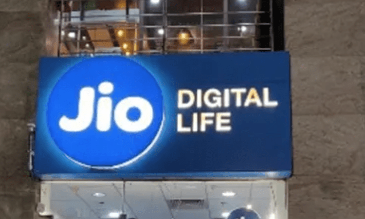 Jio constructs largest international submarine cable system centred on India