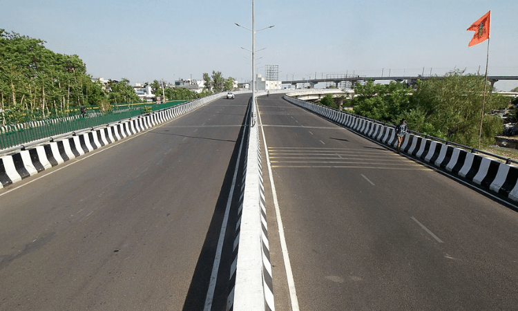 Lucknow traders want curfew relaxation now