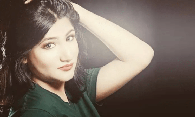Mahika Sharma: Please consider house helps as family, support them