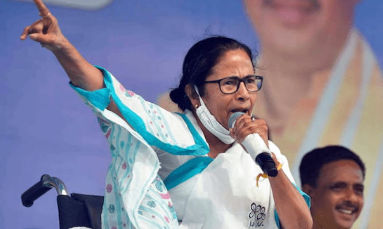 Mamata accuses BJP of instigating violence in Bengal