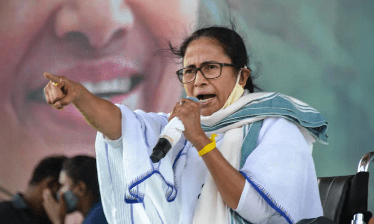 Mamata’s 43 ministers take oath sans festivities