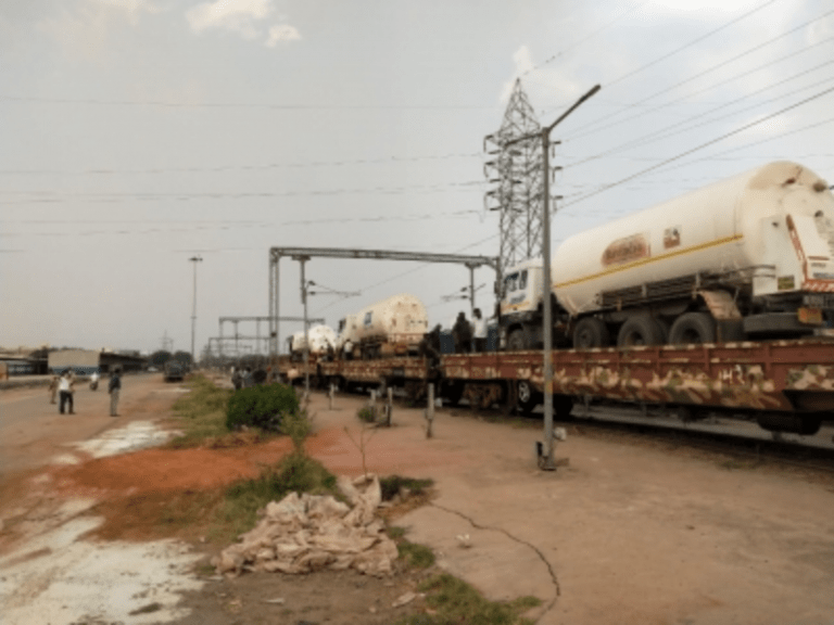 Railways delivers 1,118 MT of medical oxygen in a single day