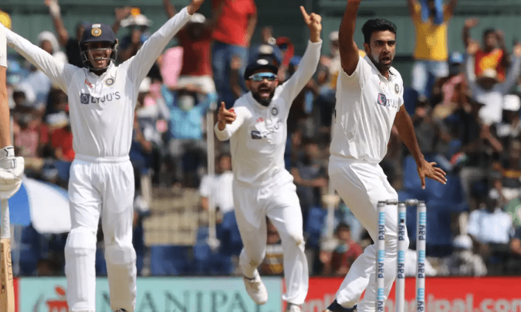 2nd Test: England make steady start, move to 67/0 at lunch