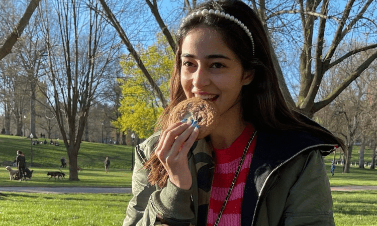 Ananya Panday launches campaign to applaud social media heroes