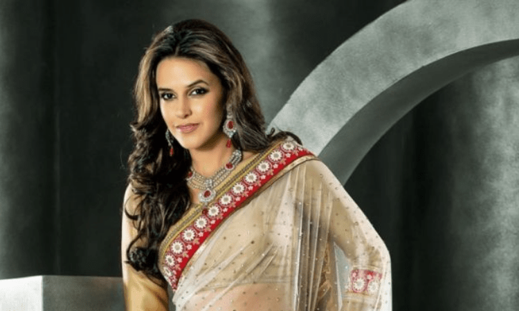 Neha Dhupia’s baby loves painting on mom’s hands and daddy’s face