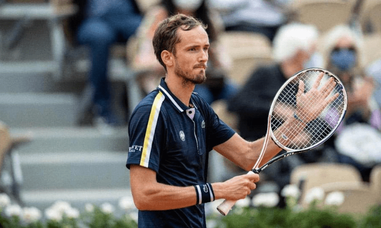 Medvedev one win away from maiden grass-court title