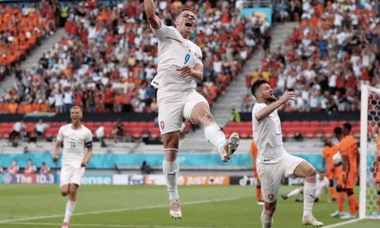 Euro 2020: Czech knock out 10-man Netherlands 2-0 in last-16