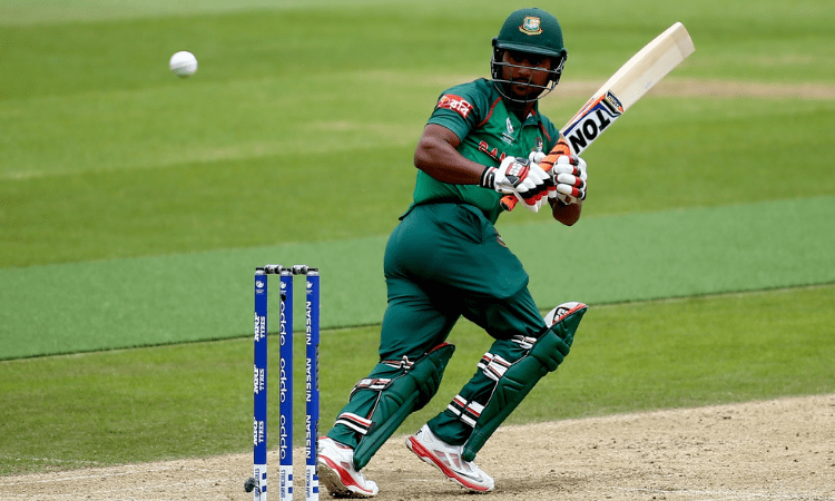 Mushfiqur Rahim suffers hairline fracture ahead of Zimbabwe tour