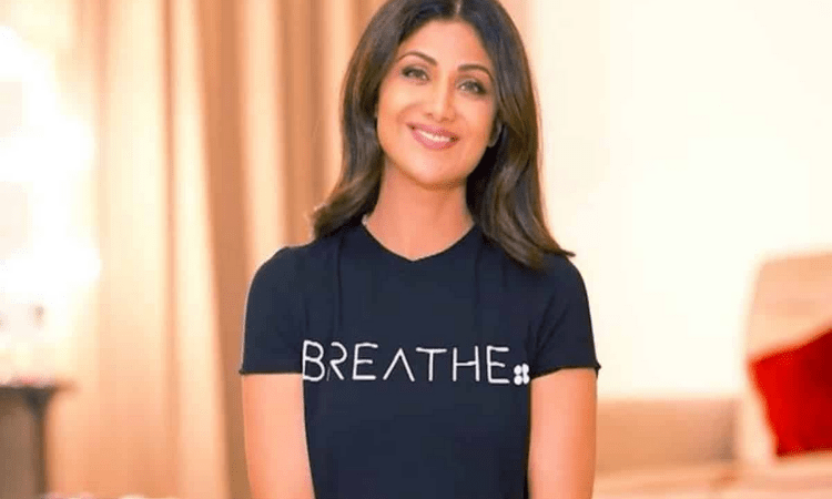 On Int’l Yoga Day, Shilpa Shetty suggests asana for Covid recovery