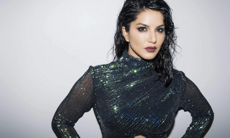 Sunny Leone is in the mood to reflect on change