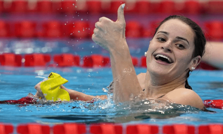 Aussie swimmer McKeown breaks Olympic record to win women’s 100m backstroke