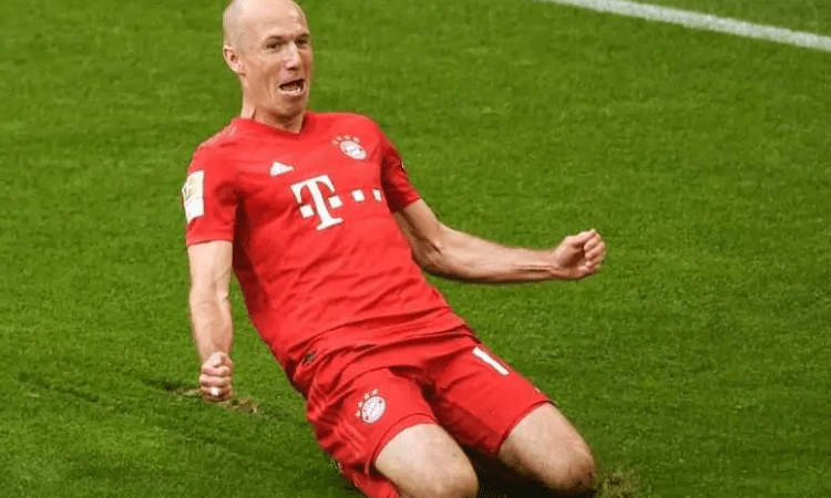Dutch 2010 World Cup finalist Robben announces retirement