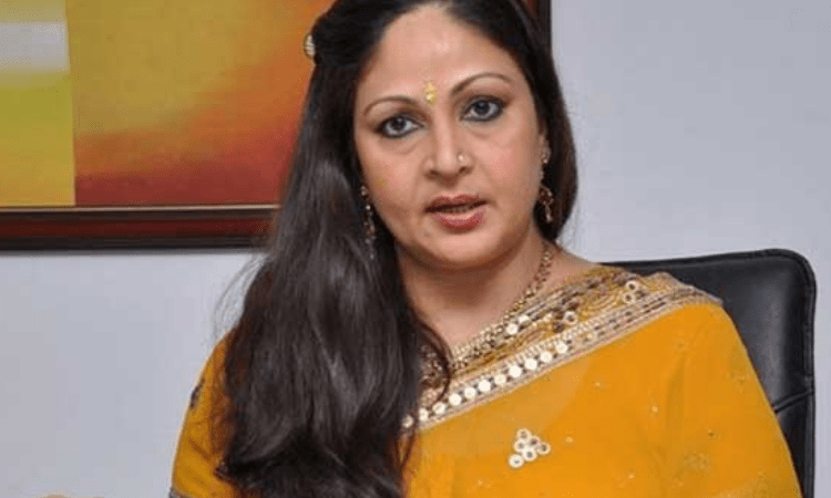 Rati Agnihotri recalls ‘first interaction with Dilip uncle’ as a child